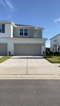 Building Photo - 3156 Emerald Acrs Ln