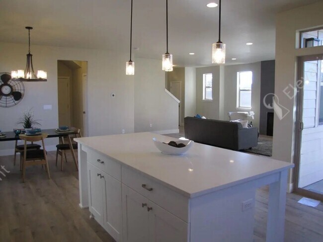 Building Photo - Coming Soon, Unfurnished - Luxury Home in ...