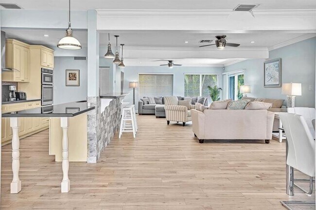 Foto del edificio - 3204 Beacon St