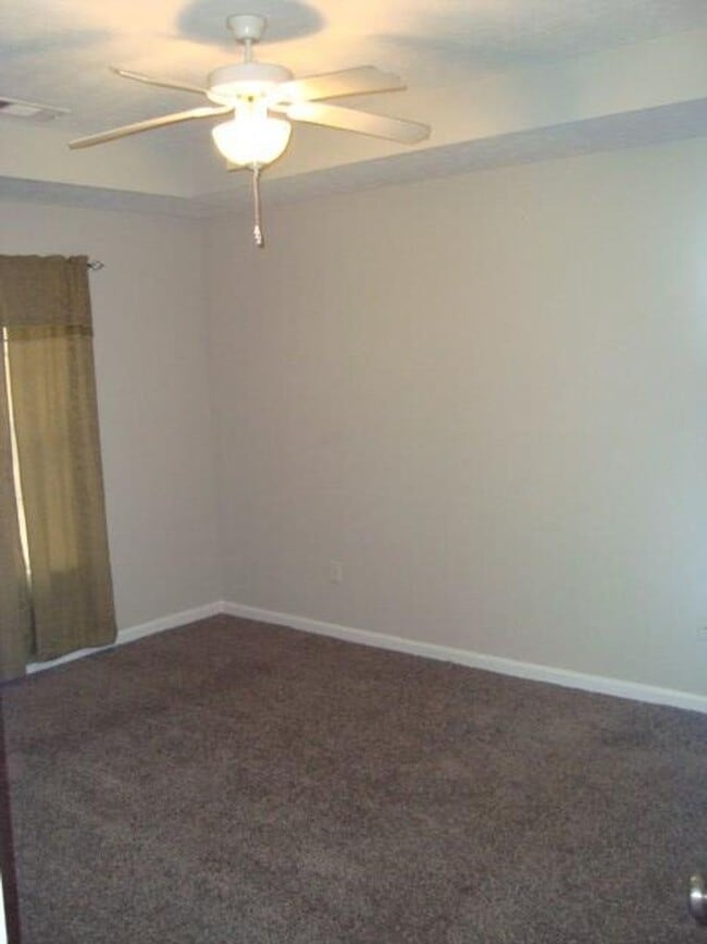 Building Photo - 3721 Phelts Dr