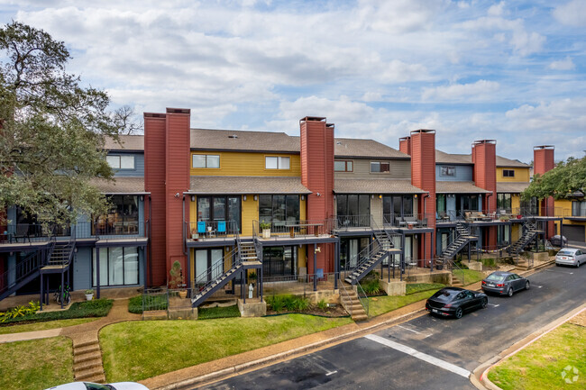 Building Photo - The Talisman Apartments