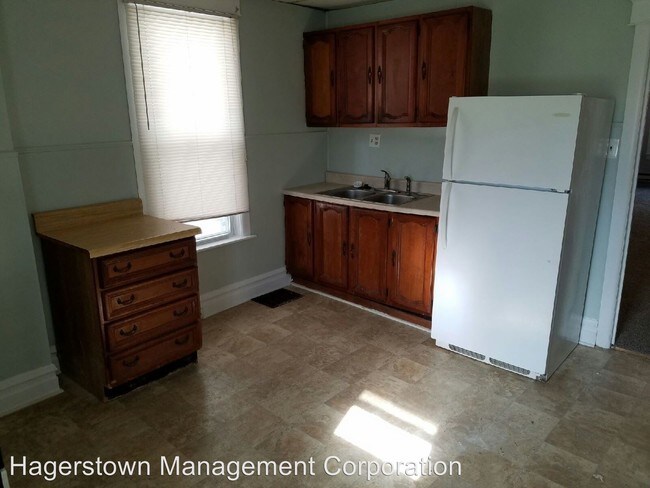 Building Photo - 123 Tritle Ave