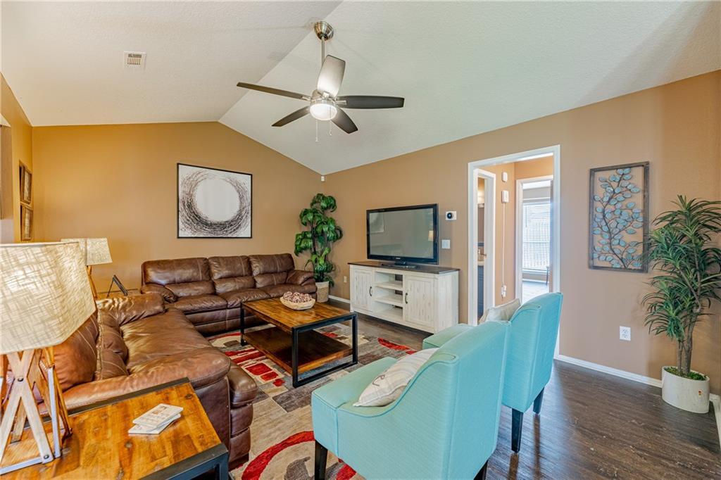 215 Fox Run Pl, Lowell, AR 72745 Townhome Rentals in Lowell AR