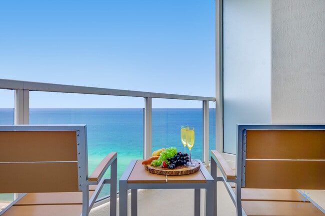 Foto del edificio - 18001 Collins Ave