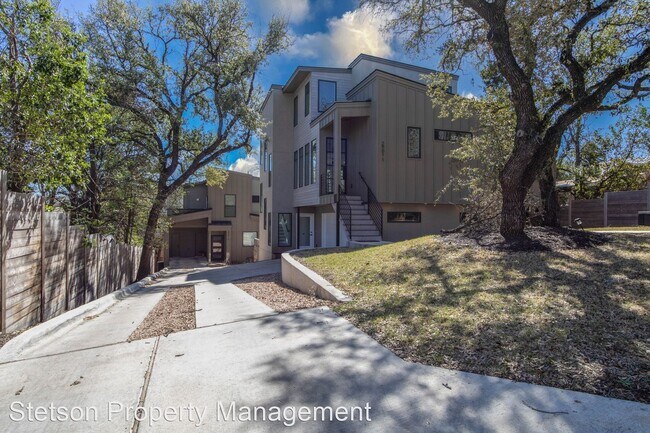 Foto del edificio - 4 br, 4 bath House - 2901 Oak Crest Ave Un...