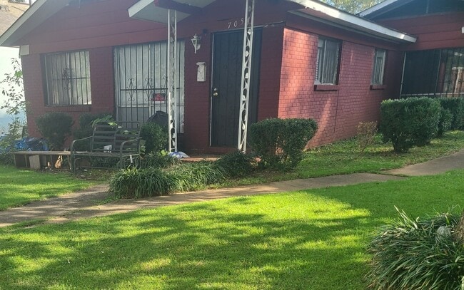 Foto del edificio - 707 4th Ct W
