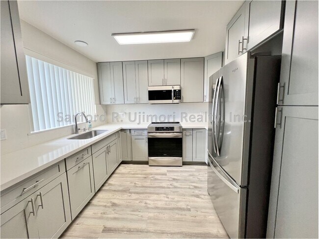 Building Photo - Renaissance – Halekapio St (3 bed/2.5 bath/2 prkg)