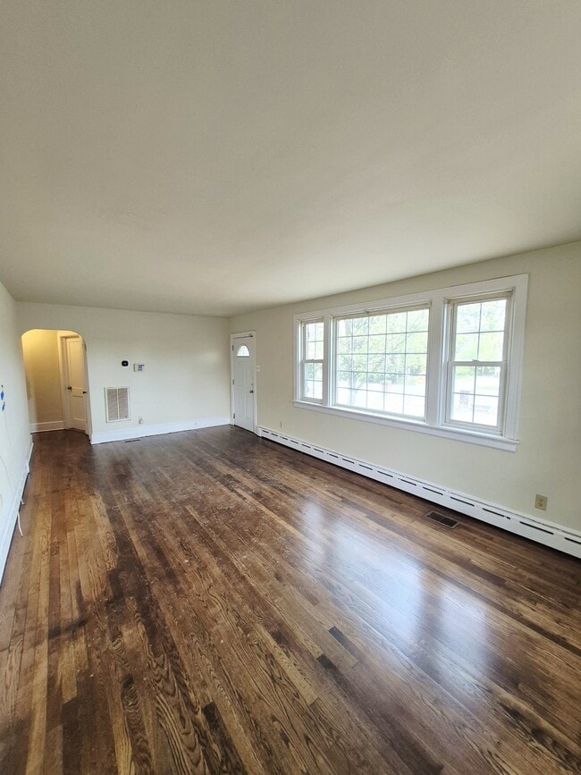 Foto del edificio - 5140 Alberene Rd