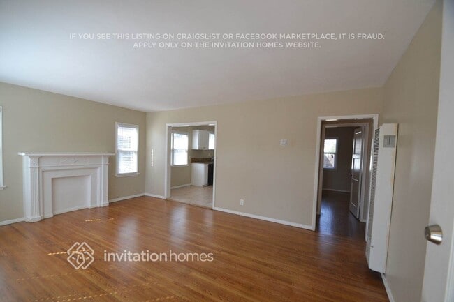 Building Photo - 127 E 79th St