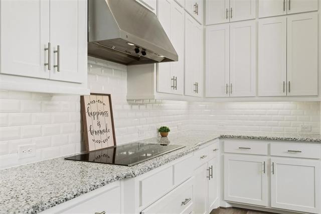 Foto del edificio - 6305 Smithwick Dr