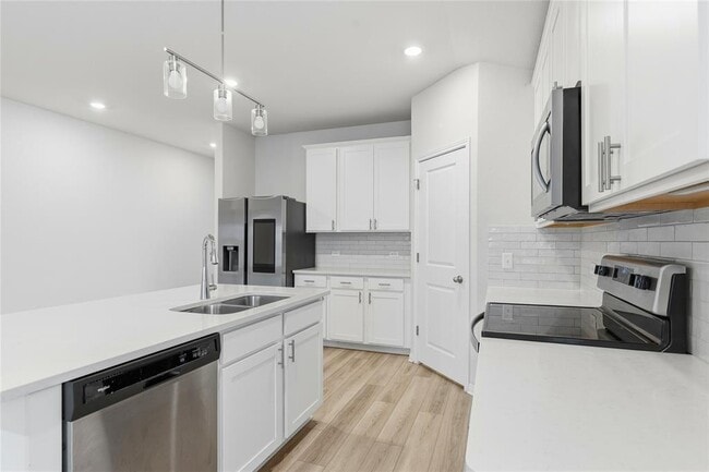 Foto del edificio - 3003 Ottaviano Way