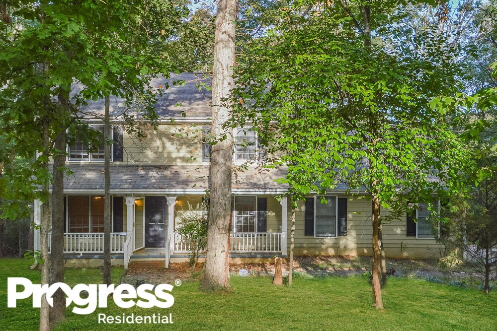 Primary Photo - 175 Meadowbrook Dr