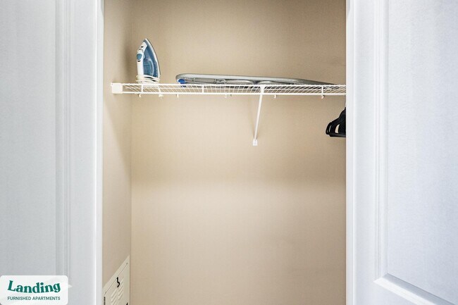 Foto del edificio - 6115 Tidewater Dr