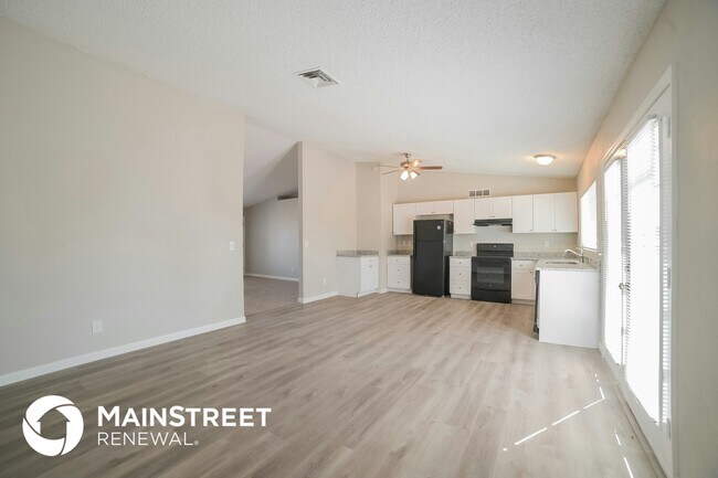 Building Photo - 6528 W Pima St