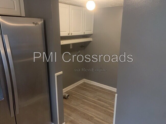 Foto del edificio - 7490 Stonetrail Way