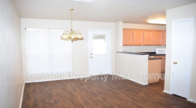 Building Photo - 5761 Giddyup Ln