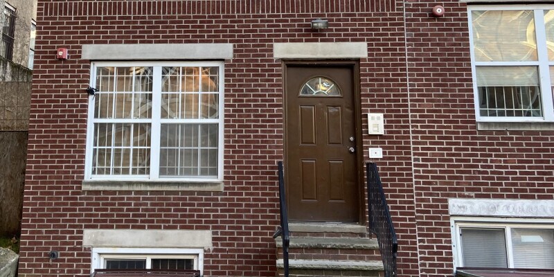 Primary Photo - 2350 N. Park Ave