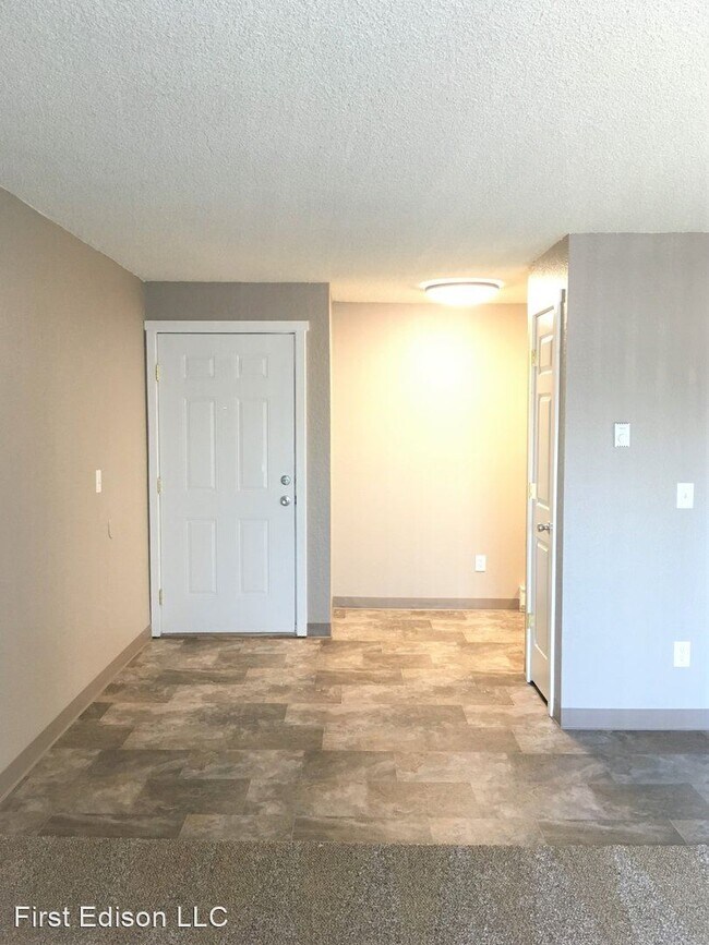Foto del edificio - 530 N Edison St