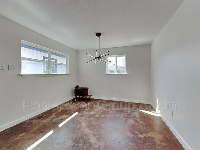 Building Photo - 7912 Tisdale Dr