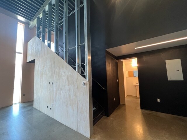 Building Photo - 3459 Ringsby Ct