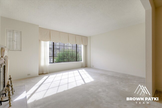 Foto del edificio - 1768 Beach St