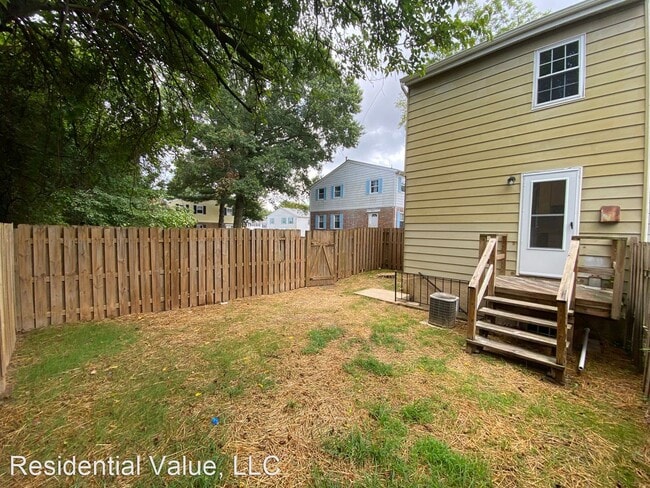 Building Photo - 3 br, 2 bath House - 8222 Consett Ct