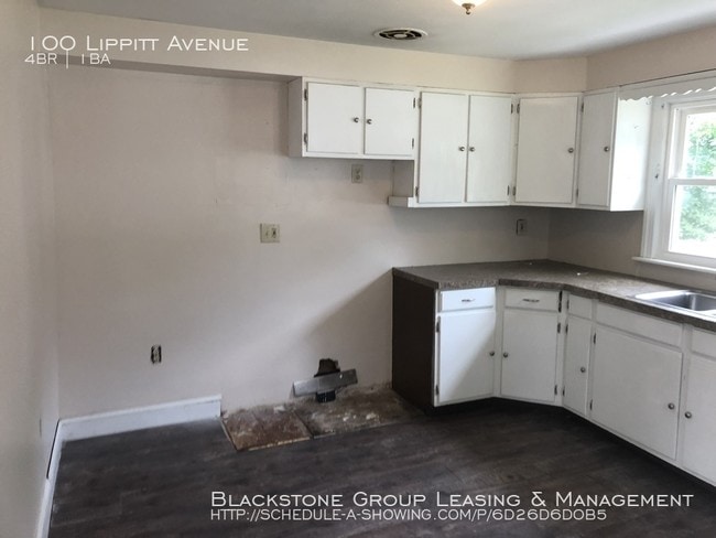 Building Photo - 100 Lippitt Avenue