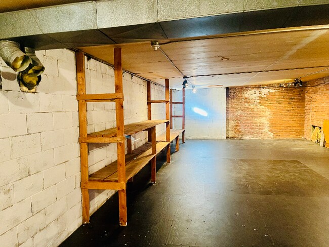 Foto del edificio - 124 S 2nd St