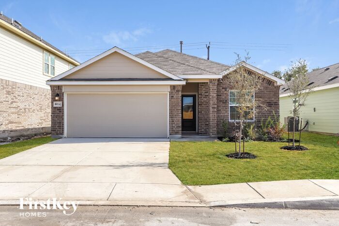Foto principal - 8014 Carver Heights