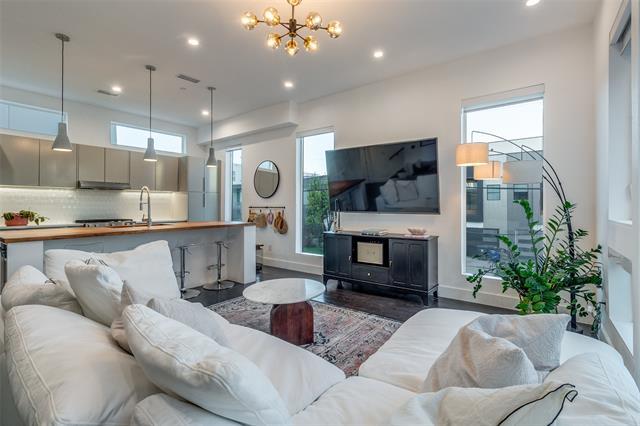 Building Photo - 4805 Manett St