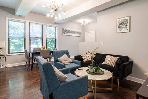 Building Photo - 3301 N Harding Ave