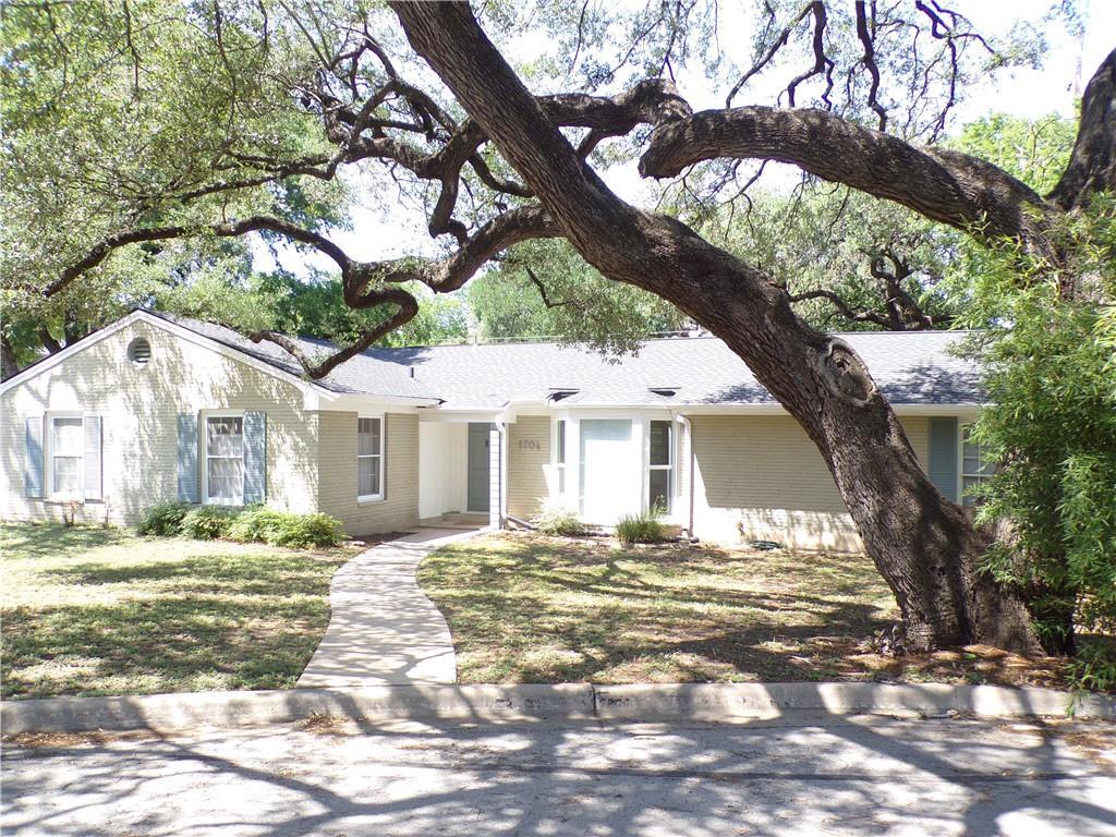 Primary Photo - 1704 Emilie Ln
