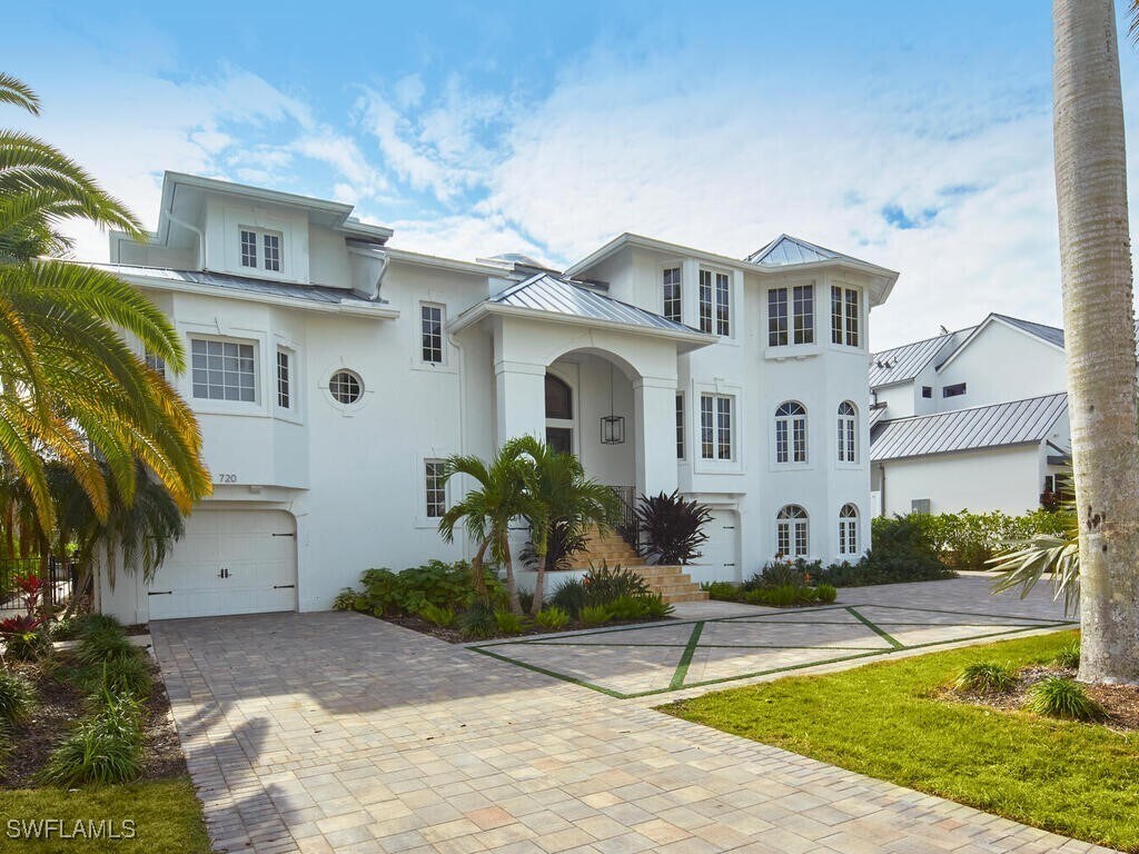 Foto principal - 720 17th Ave S