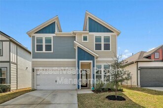 Building Photo - 15801 Crissom Ln