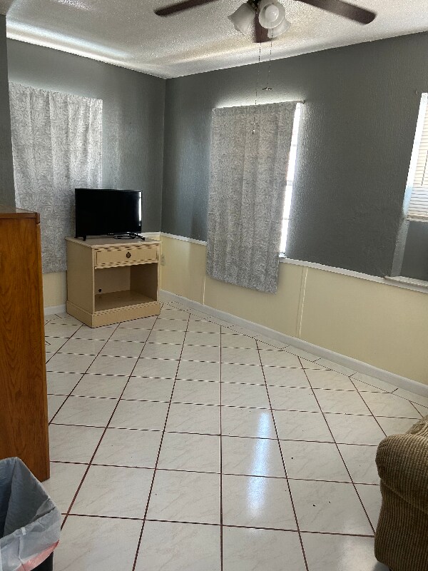 Foto del edificio - 9751 FL-78