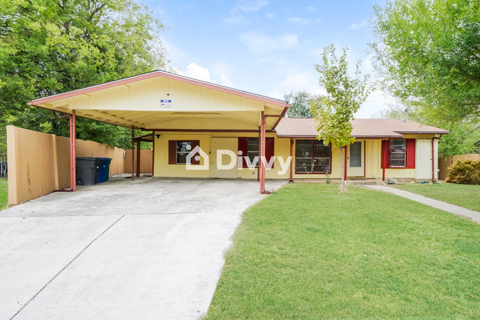 Primary Photo - 2219 Palomino Dr, San Antonio, TX 78227