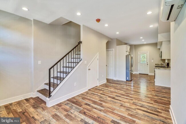 Building Photo - 1513 6th St NW