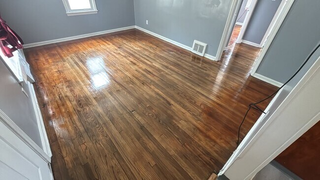 Foto del edificio - 15408 Fernway Dr