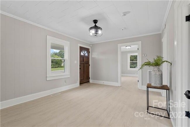 Foto del edificio - 2 Bedroom Home in Salisbury