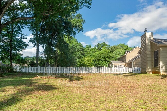 Building Photo - 2783 Holly Ridge Cir
