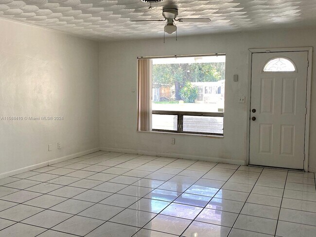 Foto del edificio - 3620 NW 35th Ave