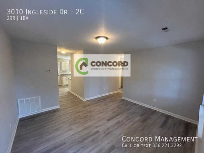 Foto del edificio - 3010 Ingleside Dr