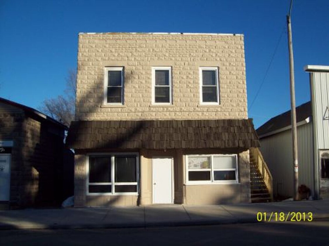 Primary Photo - 514 Oak St