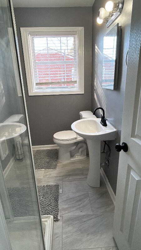 Building Photo - 1006 Hutchens Rd SE