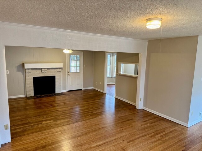 Building Photo - 8509 Farmington Cove