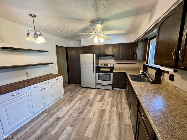 Building Photo - 4036 Boston Ave