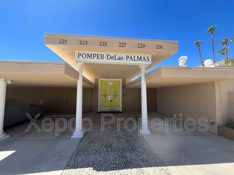 Foto principal - 221 W Stevens Rd