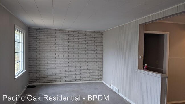 Foto del edificio - 3 br, 1 bath House - 1027 Allen Ave