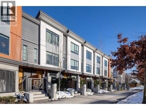 Building Photo - 2728 Acadia Rd