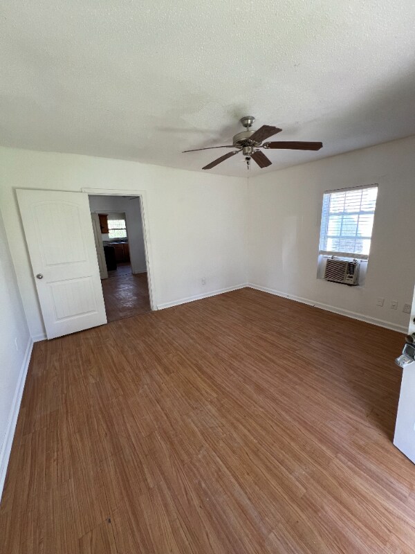 Foto del edificio - 424 Maple St